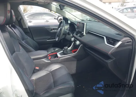 2020 Toyota Rav4 Trd Off-Road z USA, uszkodzony, nr VIN 2T3J1RFV8LC082294